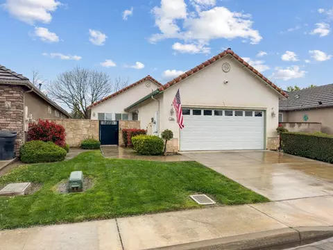 314 S Holland Ct, Visalia, CA 93292