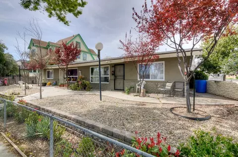 289 N Calaveras St, Fresno, CA 93701