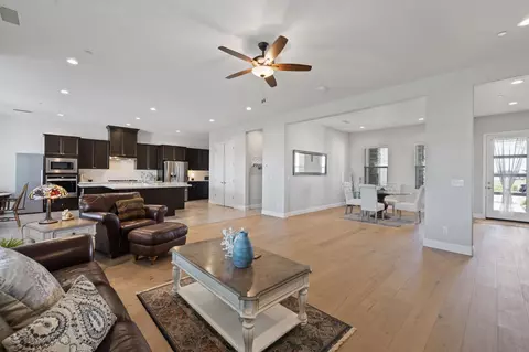 958 Beaver Pond, Madera, CA 93636