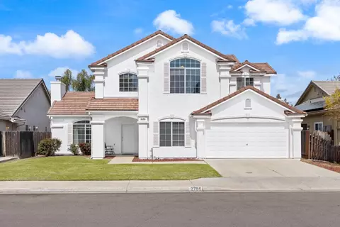 2784 E Waterford Ave, Fresno, CA 93720