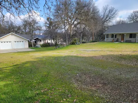30770 Ruth Hill Rd, Yokuts Valley, CA 93675