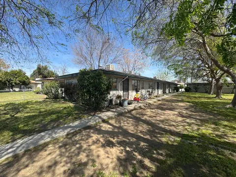 3351 E Normal Ave, Fresno, CA 93703 photo 1