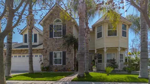 301 E Shimizu Ave, Reedley, CA 93654