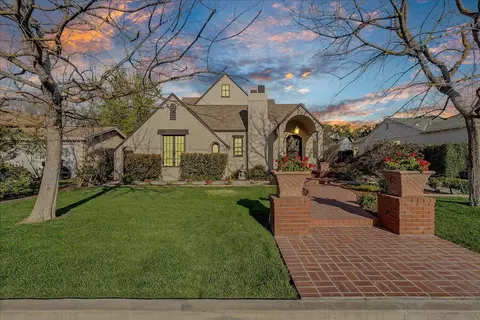 1511 Middleton St, Hanford, CA 93230