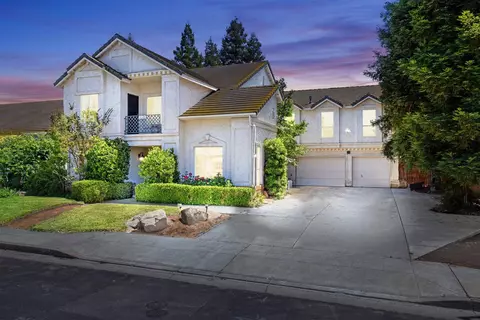 1110 Minarets Ave, Clovis, CA 93611 photo 1