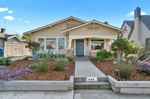 1444 N College Ave, Fresno, CA 93728