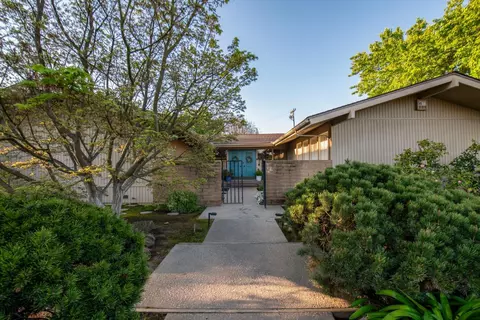 1387 W Sample Way, Fresno, CA 93711