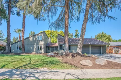 2698 W Barstow, Fresno, CA 93711