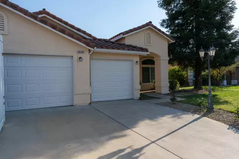 5486 E Byrd Ave, Fresno, CA 93727
