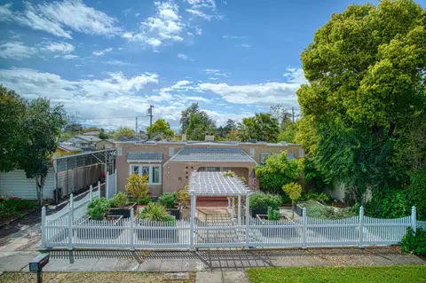 376 S Lake St, Madera, CA 93638