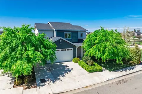 2436 Junipero Ave, Clovis, CA 93619