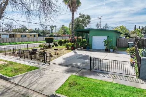 309 W Eden Ave, Fresno, CA 93706