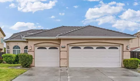 5669 E Atwood Ave, Fresno, CA 93727
