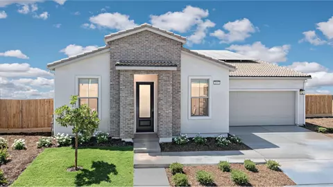 1199 Granite Dr W #163, Madera, CA 93636