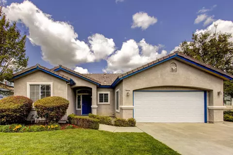 6222 W Birch Ave, Fresno, CA 93722