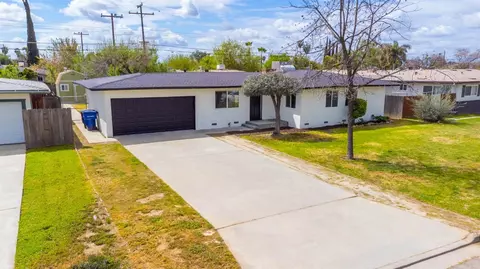 11253 Hume Ave, Hanford, CA 93230