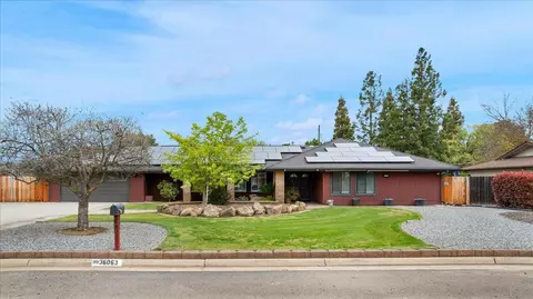 36063 Cloverleaf Ave, Madera, CA 93636