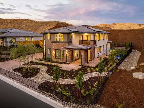 8037 Iron Creek Dr, Friant, CA 93626