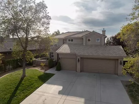 4535 N Outlook Ct, Clovis, CA 93619
