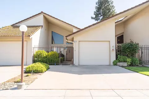 2781 W Celeste Ave #2, Fresno, CA 93711