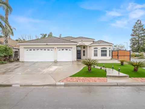 6173 N Gentry Ave, Fresno, CA 93711