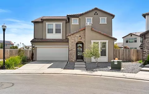 2984 Vermont Ave, Clovis, CA 93619 photo 1