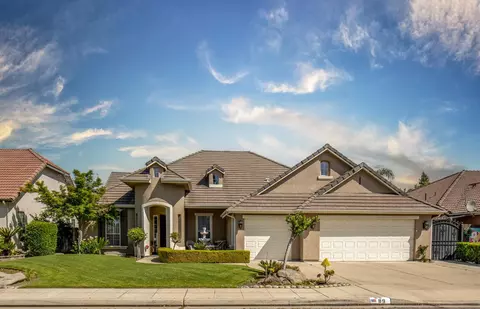 89 W Decatur Ave, Clovis, CA 93611