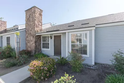 1472 Mayflower Way, Clovis, CA 93612