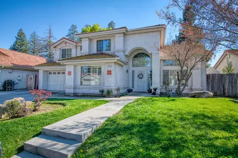 5559 W Fremont Ave, Fresno, CA 93722