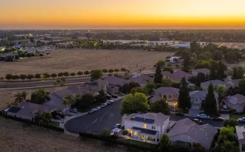 View/Area - 1051 N Coventry Ave, Clovis, CA 93611 photo 5 of 5
