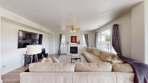 Other - 1051 N Coventry Ave, Clovis, CA 93611 photo 5 of 11
