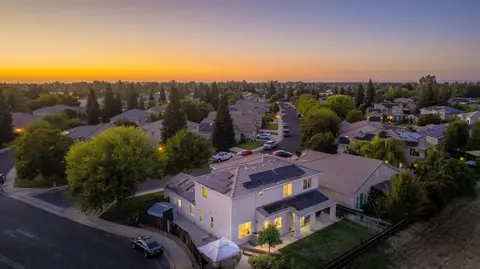 View/Area - 1051 N Coventry Ave, Clovis, CA 93611 photo 3 of 5