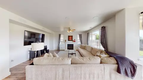 Living - 1051 N Coventry Ave, Clovis, CA 93611 photo 1 of 1