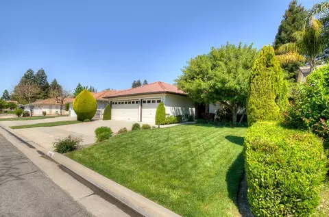 2284 E Powers Ave, Fresno, CA 93720