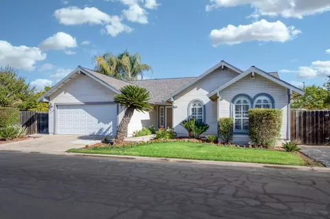 3734 W Palo Alto Ave, Fresno, CA 93711