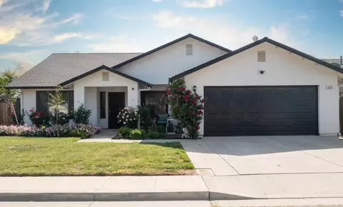 535 Saddleback St, Coalinga, CA 93210