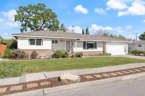 600 N Villa Ave, Dinuba, CA 93618