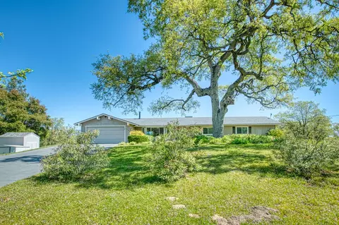 30509 Longview Ln E, Coarsegold, CA 93614