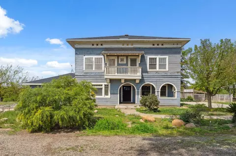 4111 N N Lk, Kerman, CA 93630