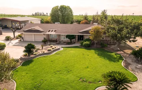 1843 N Modoc Ave, Kerman, CA 93630