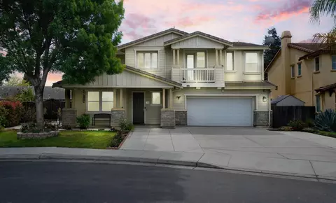 1484 La Quinta Way, Madera, CA 93638