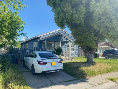 2121 South Ave, Sacramento, CA 95838