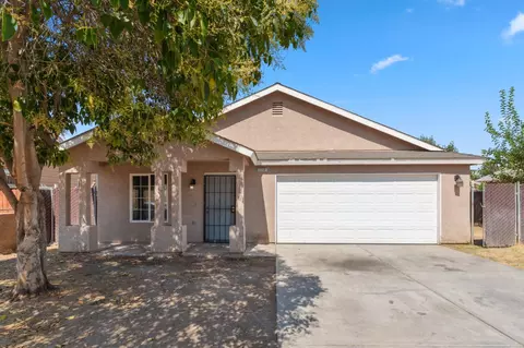 2464 S Kirk St, Fresno, CA 93706