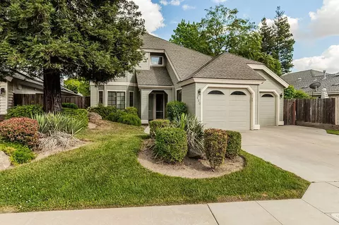 650 E Pintail Cir, Fresno, CA 93730