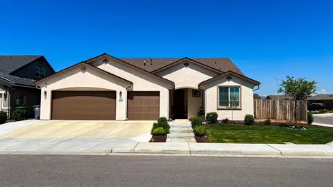 358 Rebel St, Reedley, CA 93654