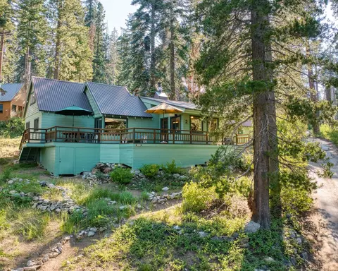 58288 Huntington Lake Rd, Lakeshore, CA 93634