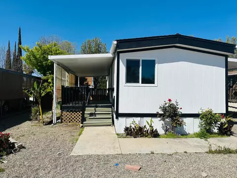 1218 E Cleveland #107, Madera, CA 93638 photo 1