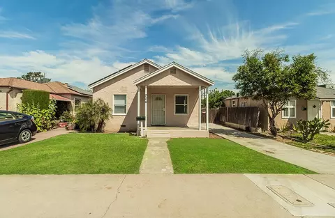 704 W University Ave, Fresno, CA 93705