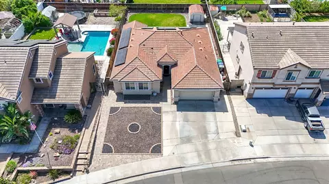 511 Parkridge Dr, Chowchilla, CA 93610