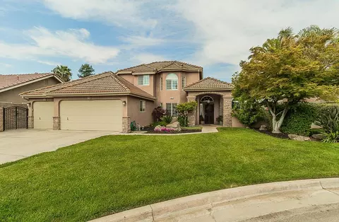 6237 N Knoll Ave, Fresno, CA 93711